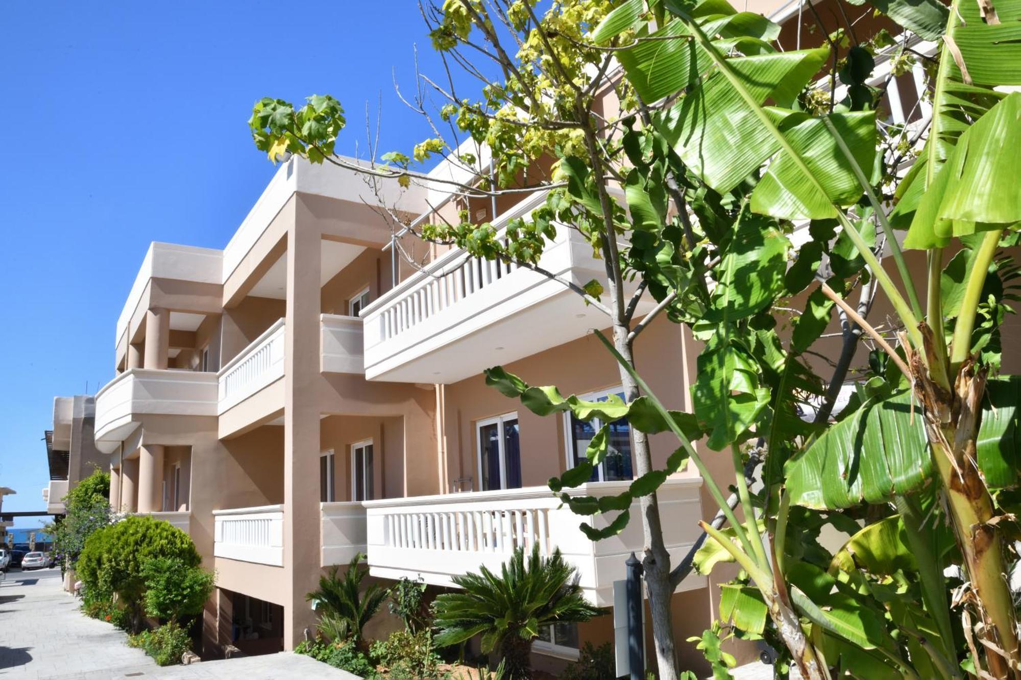 Akatos Hotel Agia Marina 外观 照片