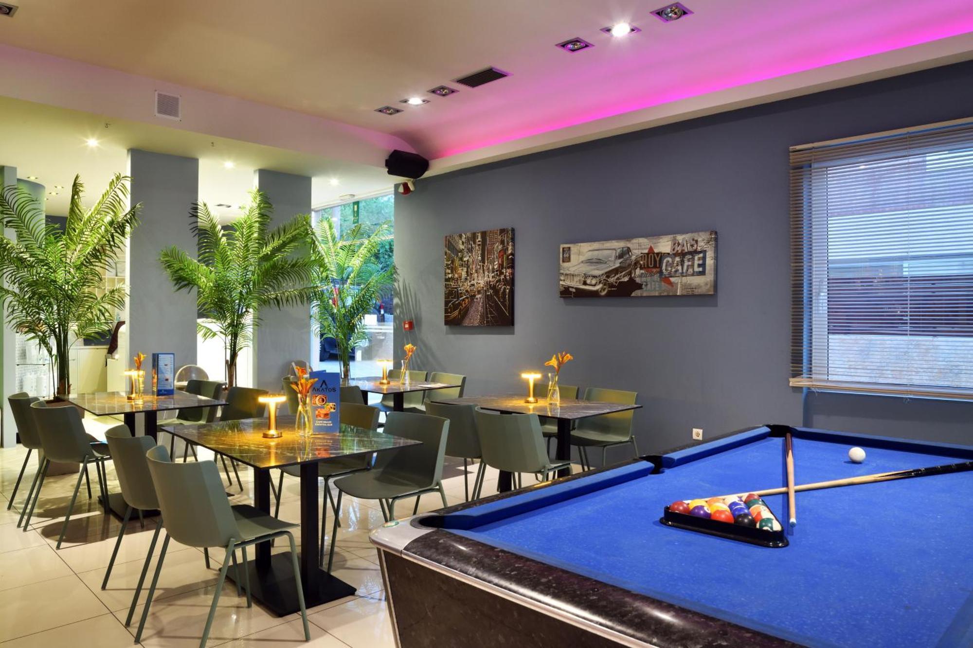 Akatos Hotel Agia Marina 外观 照片